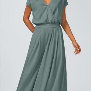 BNWT women’s Halara flowy waffle jumpsuit size xl - more of a light blue color